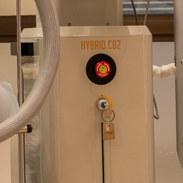 Laser Hybrid CO2 na BTZ Med